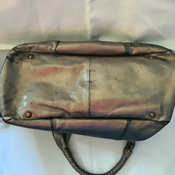 Salvatore Ferragamo Top Handle Handbag in Metallic Silver Leather (12.5"x9.44") - Picture 15 of 16
